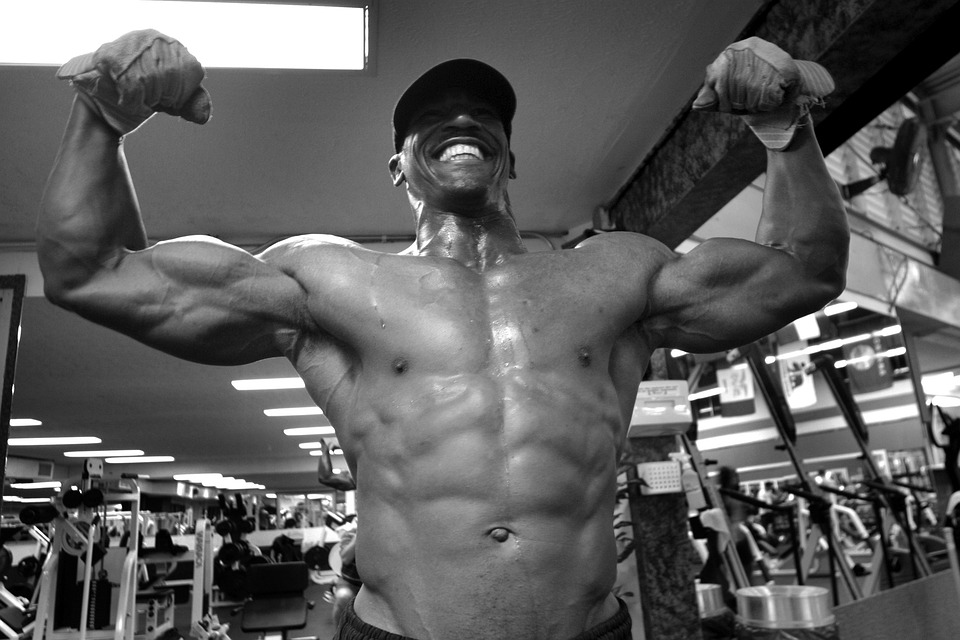 Muži chtějí velké svaly. 